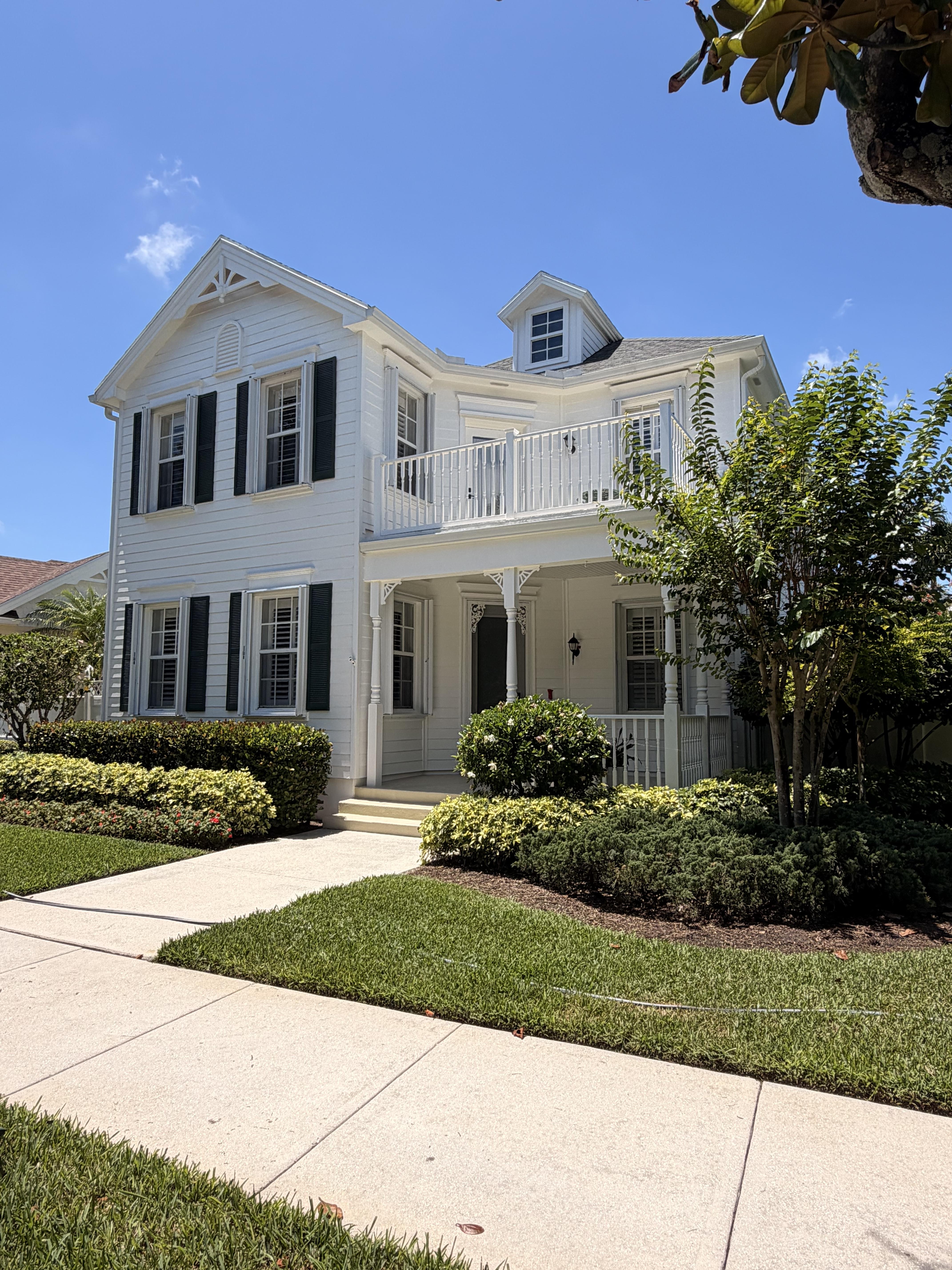 House washing in Port St. Lucie